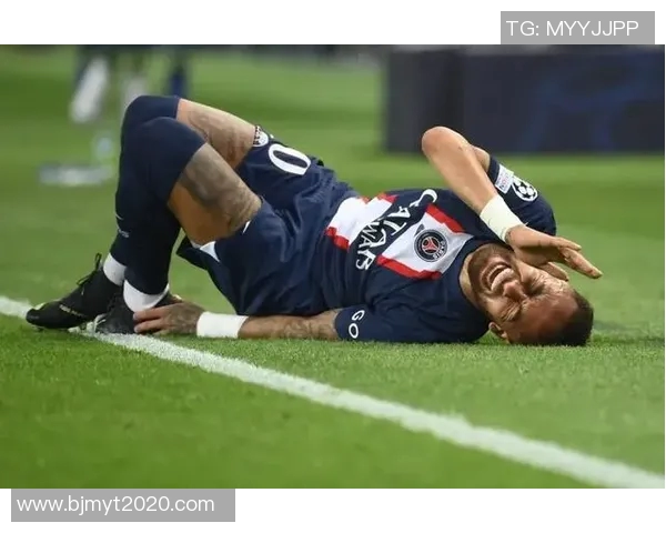 内马尔本赛季第五次受伤巴黎欧冠前景堪忧球队面临挑战